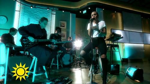 26 - November - Nyhetsmorgon (TV4), Sweden - Bez_nazvu_7.png