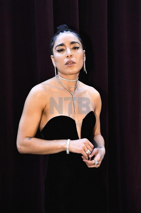 30 - January - Don't Stop The Music, Sweden - foto06.png