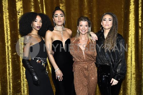 30 - January - Don't Stop The Music, Sweden - sdly7cRRvJSOEA_WatermarkPreview.jpg