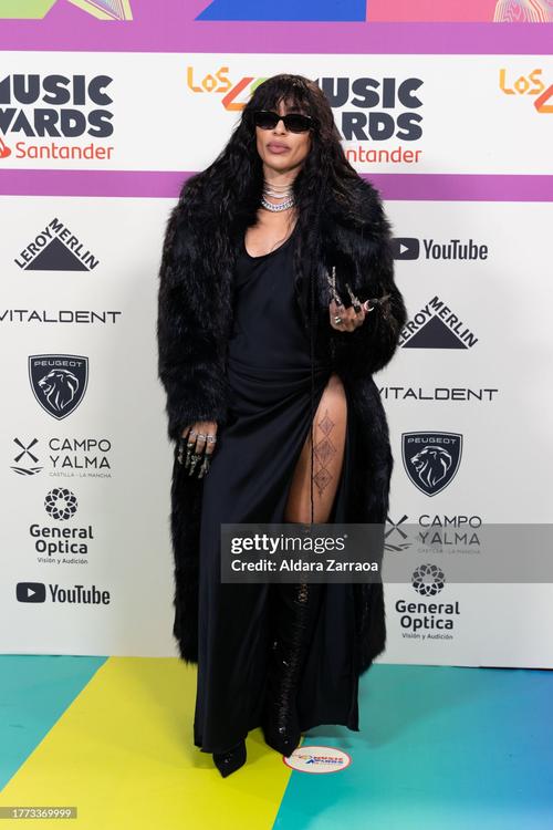03 - November - LOS40 Music Awards, Spain - gettyimages-1773369999-2048x2048.jpg