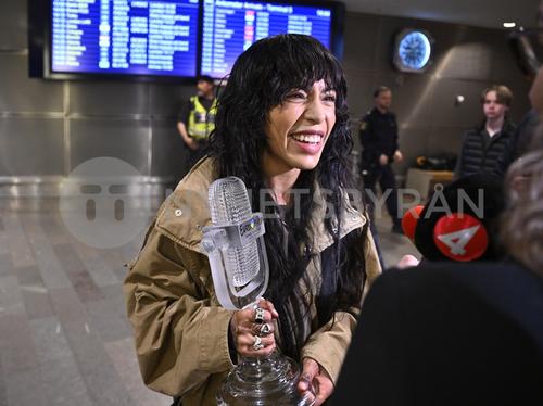 16 - May - Arlanda Airport, Sweden - sdlNLn9R0a2m5M_WatermarkPreview.jpg