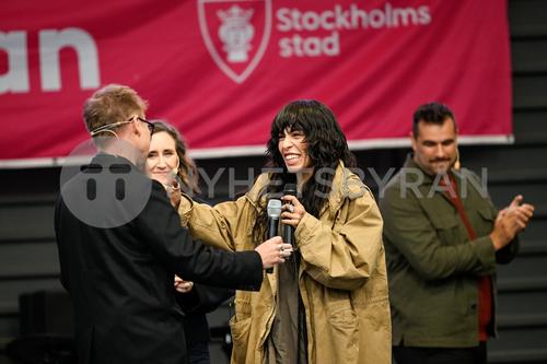 16 - May - Kungsträdgården, Sweden - sdlagVEfOqdQAM_WatermarkPreview.jpg