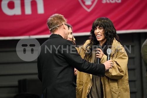 16 - May - Kungsträdgården, Sweden - sdldIdfbpQnkdI_WatermarkPreview.jpg