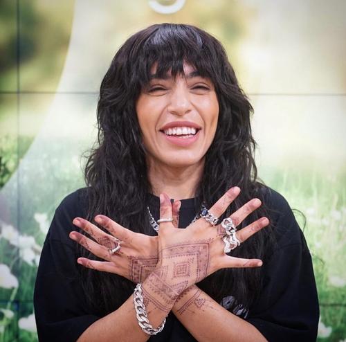 17 - May - Nyhetsmorgon (TV4), Sweden - 347060072_779870463521491_6801552248359274730_n.jpg