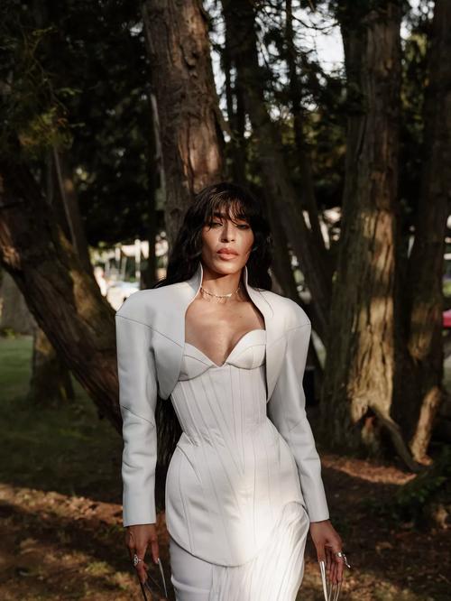 01 - July - Vogue Scandinavia - The Aurora Gala (Sweden) (Naomi Axinte) - NA_06616_7d93a48f42.jpg