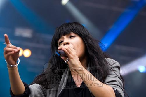 07 - July - Gatufesten, Sundsvall (Robert Rydén © Festivalphoto) - sundsvalls-gatufest-20120707_loreen-_3589.jpg