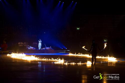 01 - March - Art On Ice - Zurich, Switzerland - -d_RD2pHGsI.jpg