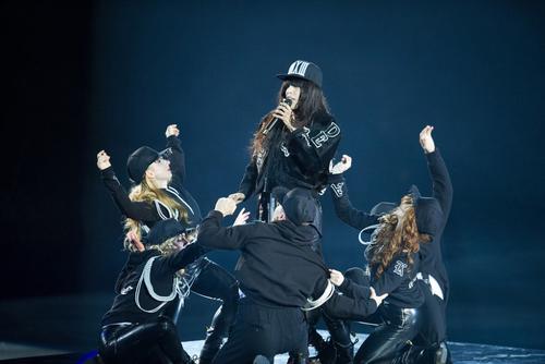 01 - March - Art On Ice - Zurich, Switzerland - FL2pdtSmi1c.jpg