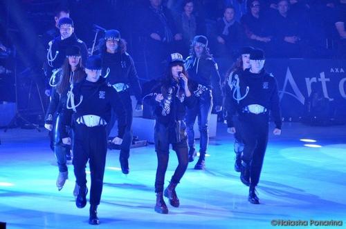 01 - March - Art On Ice - Zurich, Switzerland - S0Fy1DDN83s.jpg