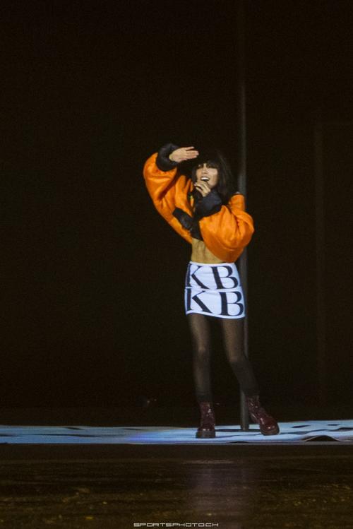 04 - March - Art On Ice - Lausanne, Switzerland - ErYljCVX0LE.jpg