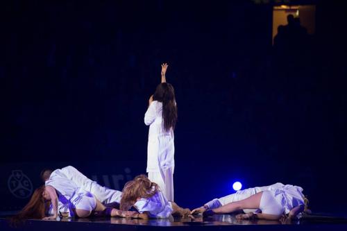 26 - February - 01_03 - Art On Ice, Switzerland (© Julia Fromisland) - 1897667_660482877341720_1002269441_n.jpg