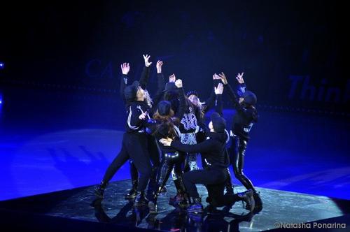 27 - February - Art On Ice - Zurich, Switzerland - fOH3xiYHomw.jpg