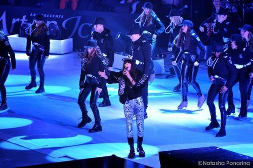 27 - February - Art On Ice - Zurich, Switzerland - siaXahyRSSw.jpg