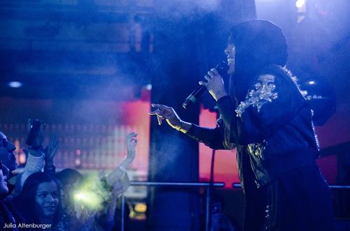 17 - April - Vienna, Austria (© Julia Altenburger) - lmhwqmwikxg.jpg