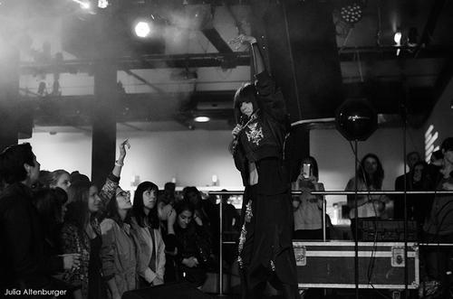 17 - April - Vienna, Austria (© Julia Altenburger) - vpchs6drmsi.jpg