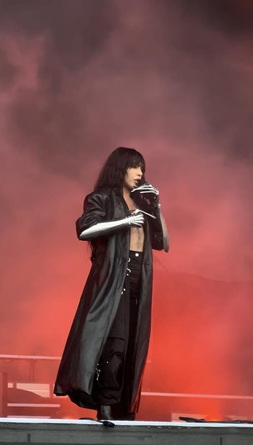 27 - May - Stirling Summer Sessions - Stirling, England (georgie___15) - Фото 28-6-2024, 13 17 01.jpg