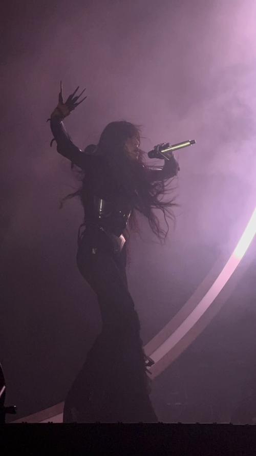 04 - March - Muffathalle - Munich (annasophiestadler)