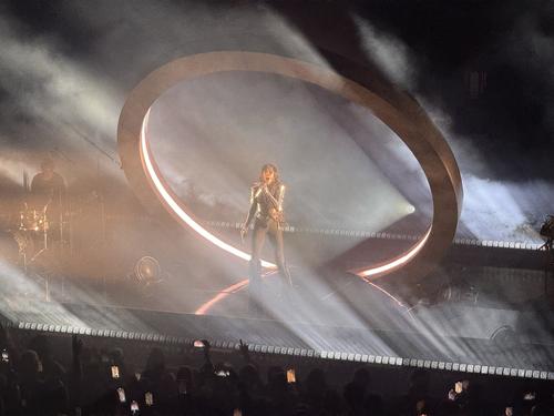 19 - March - Eventim Apollo - London (loreensvault) - IMG_8364.JPEG