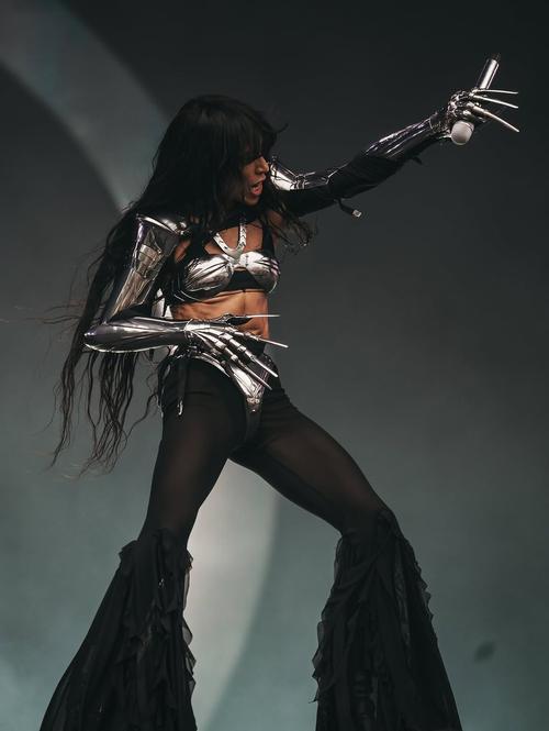 30 - May - Orange Warsaw Festival (Oliwia Siwicka for Radio Zet)