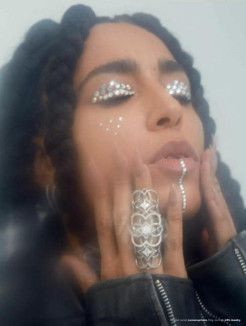 Plaza Kvinna (Fall 2020) - plaza_kvinna_2020_281429~0.jpg