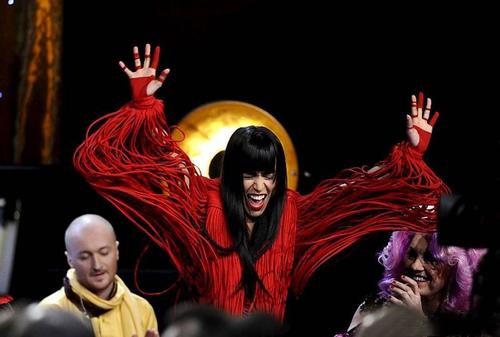 Performance - 1_281629.jpg