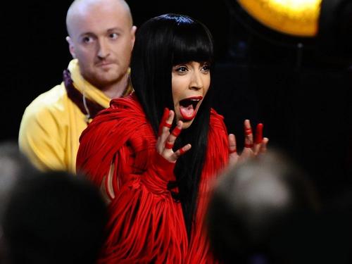 Performance - 1_284129.jpg