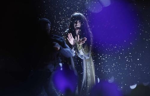 Performance - 1_289029.jpg