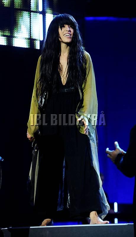 Performance - 377_037184.jpg