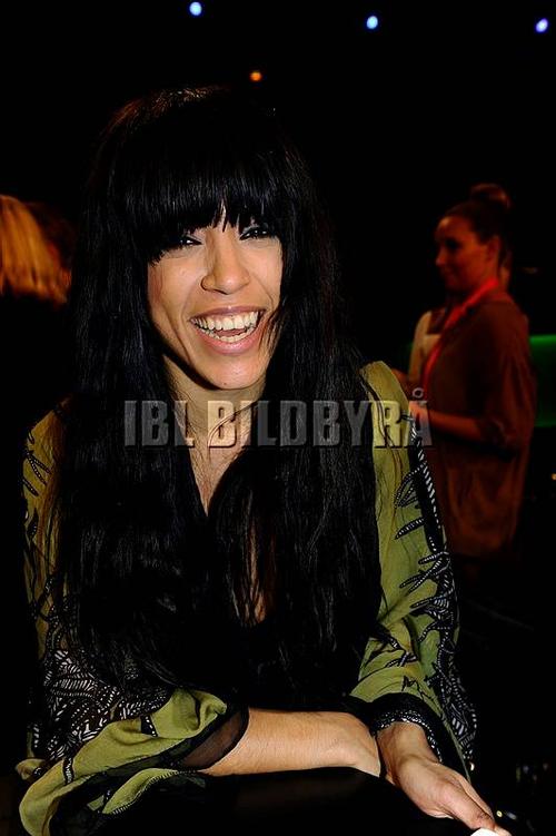 Performance - 377_037631.jpg