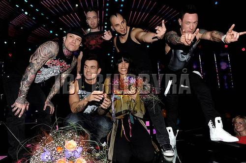 Performance - 377_039961.jpg