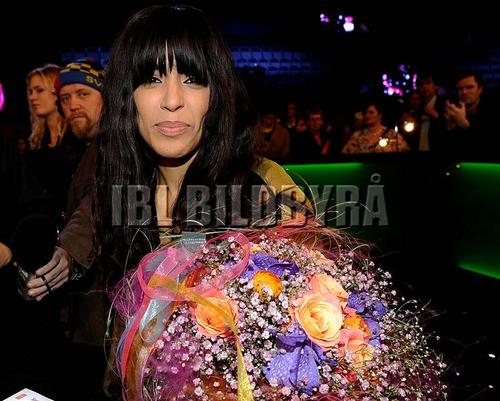 Performance - 377_070200.jpg