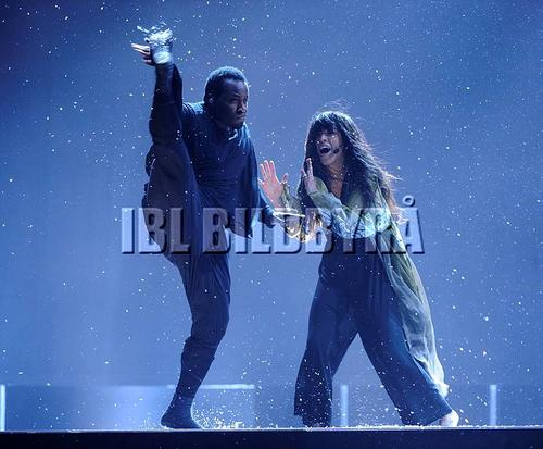 Performance - 377_070203.jpg