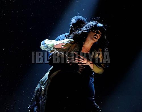 Performance - 377_070247.jpg