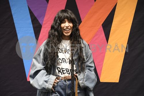 09 - March - Press Conference, Stockholm - sdlmsdnj3IhJeU_WatermarkPreview.jpg