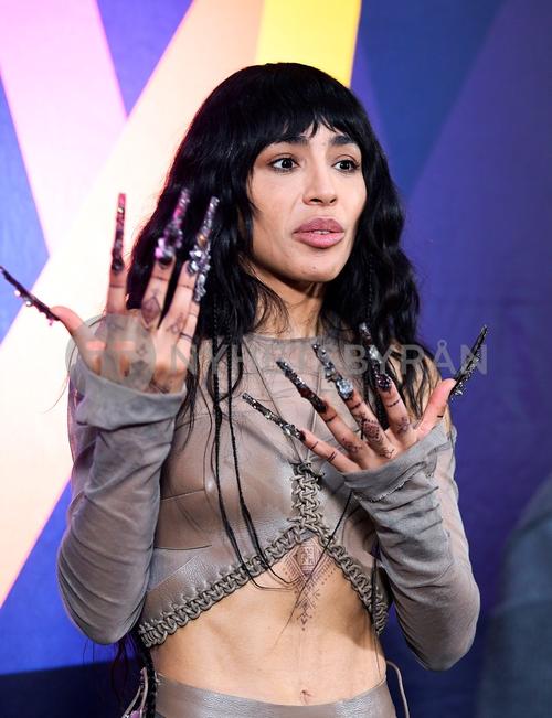 11 - March - Press Conference, Stockholm - sdliaKq5QyLmb8_WatermarkPreview.jpg