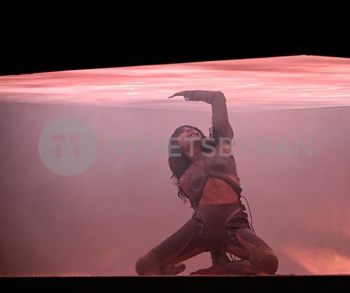 24 - February - Rehearsals, Malmö - sdl4uBFALVT10U_WatermarkPreview.jpg