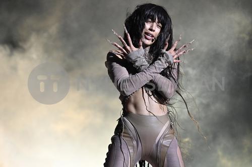 24 - February - Rehearsals, Malmö - sdlm5voUAMsLLg_WatermarkPreview.jpg