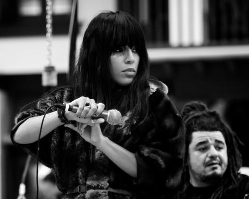 10 - October - Live i Gallerian, Sweden - tunigo_28329.jpg