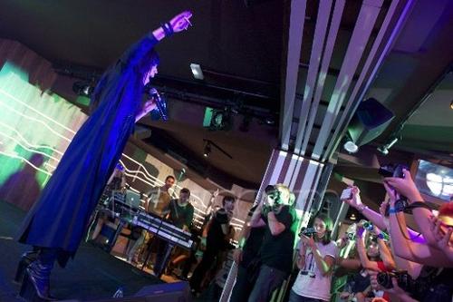 19 - July - Los 40 Café de Madrid, Spain - photo_283029.jpg