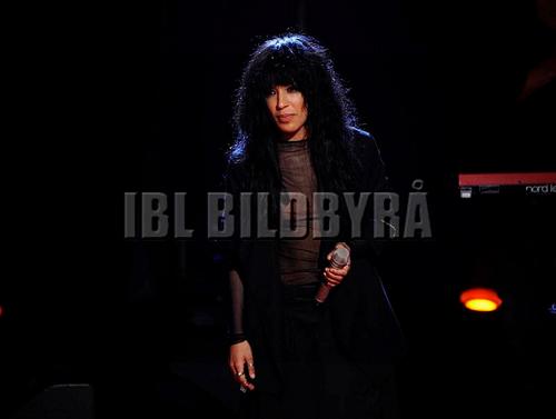 14 - March - Skavlan Talkshow, Sweden - skavlan_28229.jpg