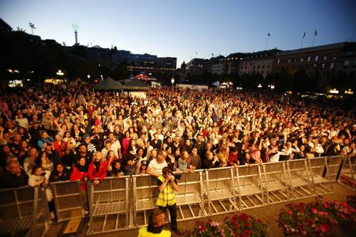 24 - July - Putte i Parken Stockholm, Sweden - 11800226_881938708563866_4298401184167337059_n.jpg