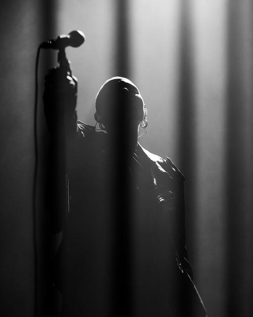 27 - November - Secret concert at Vasateatern, Sweden (© Johan Lindeberg) - 24332073_388942494867067_4573203639736205312_n.jpg