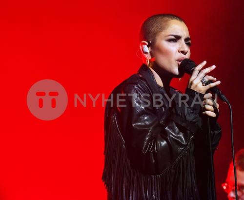 27 - November - Secret concert at Vasateatern, Sweden - sdl7OkUrL7GdN4_WatermarkPreview.jpg