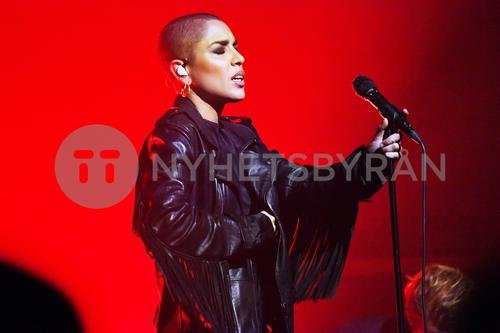 27 - November - Secret concert at Vasateatern, Sweden - sdlL1o9HD_4Uwo_WatermarkPreview.jpg