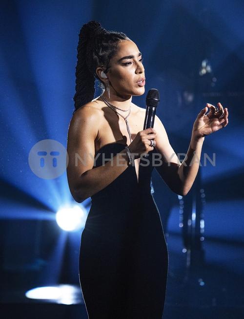 30 - January - Don't Stop The Music, Sweden - sdlsoJ-NwpvGsk_WatermarkPreview.jpg