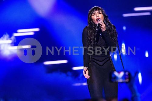 17 - November - Het Grote Songfestivalfeest, Netherlands - sdlcSOrjRvQ43I_WatermarkPreview.jpg