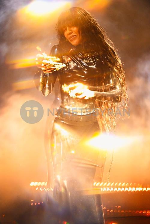 10 - November - Live NRJ Music Awards, France - sdld8sahqWGdwE_WatermarkPreview.jpg