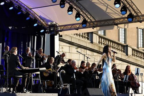 16 - September - H.M. Konungen Jubileumskonsert, Sweden - HnE5gTyeVJ8.jpg