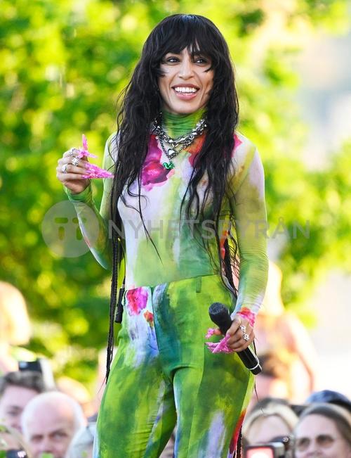 27 - June - Allsång på Skansen, Sweden - sdlA7cvIvIj6SM_WatermarkPreview.jpg