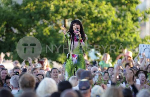 27 - June - Allsång på Skansen, Sweden - sdlHoBcUkp74JI_WatermarkPreview.jpg